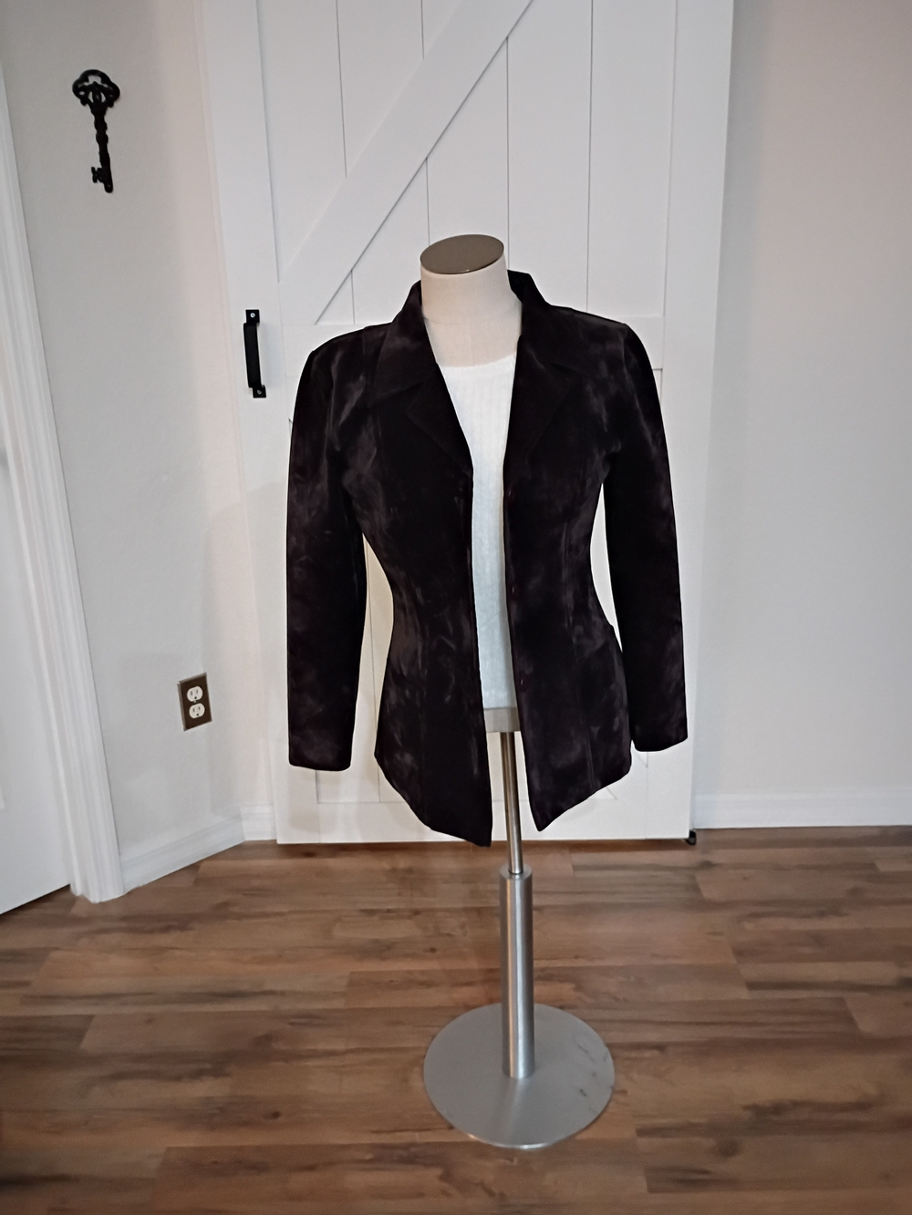 LA Moda Deep Charcoal Suede Tailored Blazer Like New!
